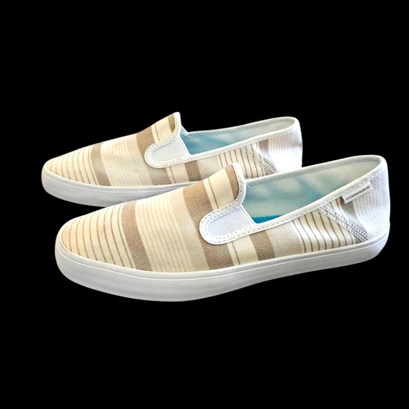 Converse Shoes - Converse Womens Rio Slip Summer Crush Low Top